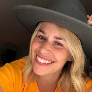 Meet your Posher, Candice